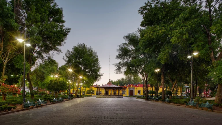 Renta de oficinas en Coyoacán con ubicación estratégica, espacios amueblados y servicios incluidos para empresas y emprendedores.